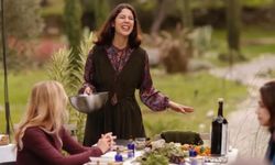 Dev firmanın genç varisi dedesinin köyüne yerleşti! Def çalıp ilahi söylüyor