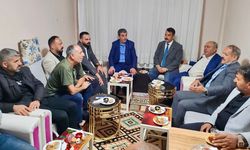 MHP Kayseri Melikgazi teşkilatı ev ziyaretlerinde: Talepler dinleniyor