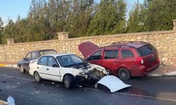 Niğde'de iki araç birbirine girdi: 1 yaralı