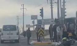 Niğde'de otomobil ile motosiklet kafa kafaya çarpıştı!