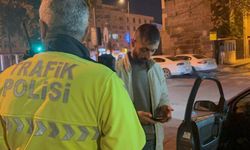 Kayseri’de polise ehliyet yerine hesap gösterdi