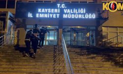 Kayseri’de silah kaçakçılarına darbe: 2 UZİ ve 22 tabanca ele geçirildi