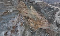 Sivas’ta maden ocağında göçük altındaki müdür için arama sürüyor