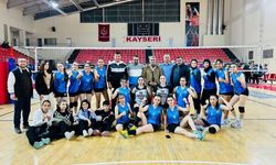 Tomarza Belediyespor Kız Voleybol Takımından net galibiyet