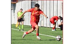 Kayseri Kadın FK’lı Zeynep Bilir, U19 Kadın Milli Takım kampı için İstanbul’a Gitti