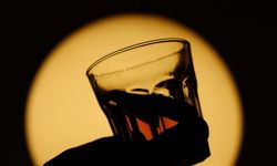 Sosyal medyanın yeni modası Ay Suyu Ritüeli: Dolunay enerjisi trendleri salladı!