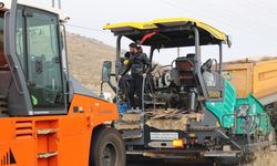 Bünyan’da Karahıdır mahallesi’ne 1.500 Metrelik sıcak asfalt çalışması başladı