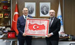 Kayseri’de Malkoç’tan Türkiye yüzyılı ve üniversiteler konferansı