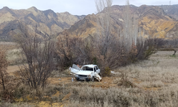 Kontrolden çıkan otomobil,  şarampole düştü: 1 ölü 2 yaralı!