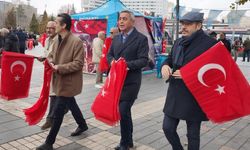İYİ Parti Teşkilatı'ndan Kayseri meydanında dikkat çeken mesaj!