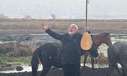 Kayseri’de klip çekimleri sırasında hayatının şokunu yaşadı! Ünlü sanatçıya at çarptı