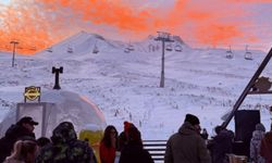 Kayseri’ye yine ünlü akını! Soluğu Erciyes’te aldılar