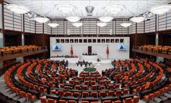 Mecliste tansiyon yükseldi: ‘İmralı'daki o bebek katili, teröristbaşı şerefsizdir’