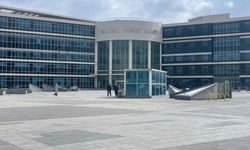 Kayseri’de eşini balkonundan girerek bıçakladı: “Pişmanım” dedi