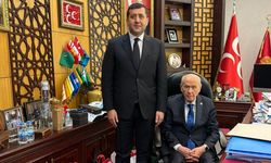 Baki Ersoy çalışmalarını Devlet Bahçeli’ye sundu