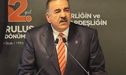 Başkan Kelek: Bayrağa uzanan her el devletin otoritesini hedef alır