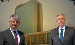 Çopuroğlu ‘Yavaş yavaş!’ nidalarıyla Mansur Yavaş’ı resmen tiye aldı