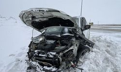 Erciyes Dağı yolunda kaza : Çocuğun durumu ağır