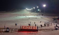 Erciyes’in sevilen etkinliği bu gece yeniden başlıyor!