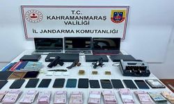 Masaj salonlarına baskın: 11 kişi tutuklandı!