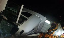 Niğde-Kayseri yolunda kamyon devrildi: 2 ağır yaralı