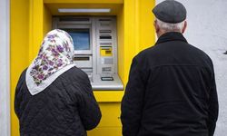 2026 Emekli maaşları 20 Bin TL’ye yükseldi: Ödeme takvimi açıklandı!