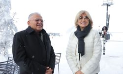 Eski başbakan Erciyes’te tatile geldi: Büyükkılıç Erciyes’i tanıttı