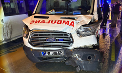 Ambulansında karıştığı zincirleme kaza: 7 kişi yaralandı