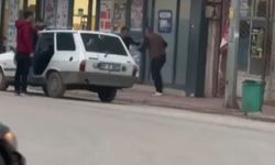 Tartıştığı kişiyi sokak ortasında tabancayla vurdu!