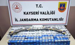 Kayseri’de Jandarmadan kaçak sigara operasyonu: Tırda 619 paket ele geçirildi