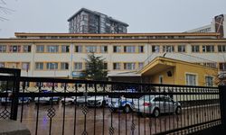 Kayseri’de ortaokulda bıçaklı kavga! 1 yaralı