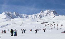 Sömestr tatilinin yıldızı Erciyes oldu! 1,4 milyon ziyaretçi