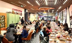 MHP Melikgazi İlçe Teşkilatı iftarını çocuklarla birlikte yaptı