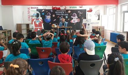 Ünlü Yazar Kayseri'de Minik Okurlarıyla Buluştu