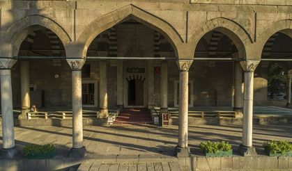 Kayseri’deki bu eser yüzyıllara meydan okuyor!