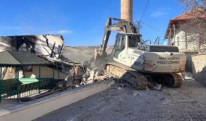 Kayseri’deki o yapının yıkımına başlandı: Dernek kurularak, yeniden inşa edilecek!