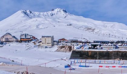 Erciyes'te nefesler tutuldu! Bir şampiyona daha yapılacak