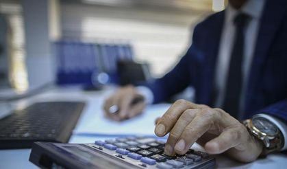 Sözleşmelilere kadro yolu açıldı: Kimler memur kadrosuna geçecek?