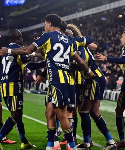 Fenerbahçe kadrosunda değişim rüzgarı! Bu oyuncular sezon sonunda ayrılacak