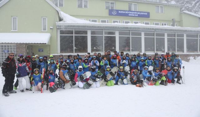 Uludağ'da Kayak Heyecanı Başladı