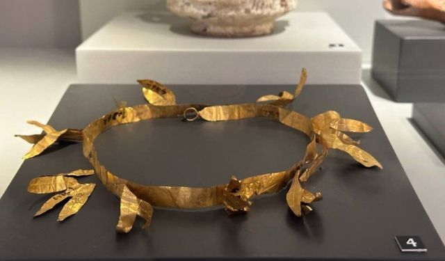 Roma Valisi'nin 2 Bin Yıllık Altın Tacı İznik Müzesi'nde Sergileniyor