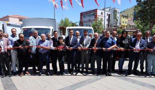 Yahyalı Belediyesi Yeni Araçlarını Törenle Tanıttı