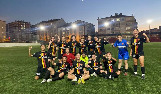 Kayseri Kadın FK Yarı Finalde