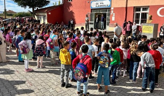 Tomarza’da 4 Bin 432 Öğrenci Ders Başı Yaptı