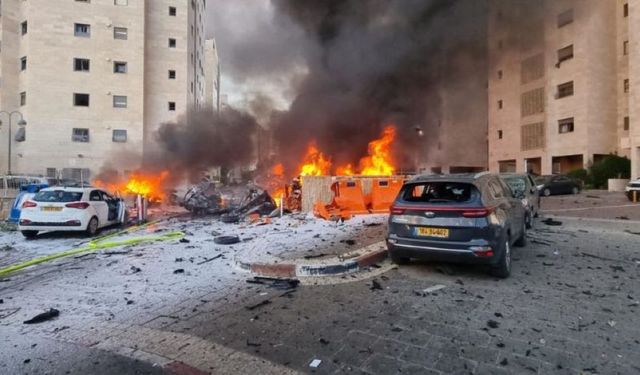 İsrail'de Büyük Şok! Hamas Operasyon Başlattı: İsrail Ordusu 'Savaş Durumu Alarmı' İlan Etti