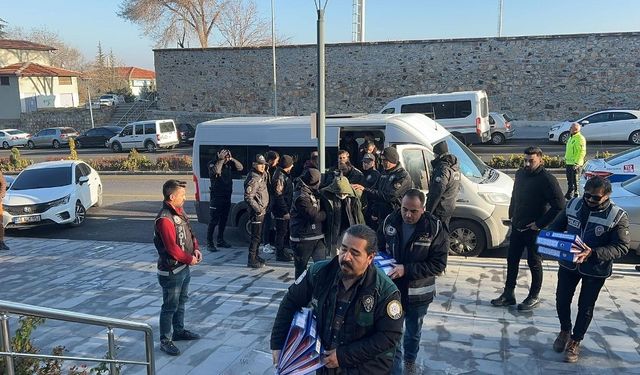 Nevşehir'deki Narkotik Operasyonunda 32 Şüpheli Adliyeye Sevk Edildi