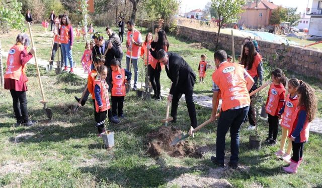 TEMA Kayseri, Bünyan Ağcalı Köyüne Fidan Dikti