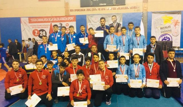 Kayseri Analig Güreş takımı Türkiye Finalinde 