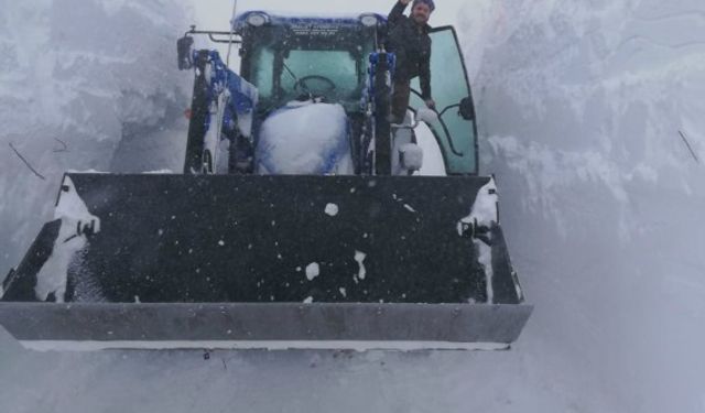 Sarız’da kar boyu 3.5 metreye ulaştı