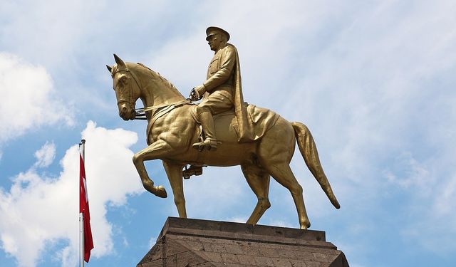 Kayseri Atatürk Atlı Heykeli Nasıl Yapıldı?